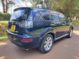 
										Mitsubishi Outlander 2011 full									