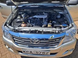 
										Toyota Hilux Double Cab full									