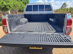 
										Toyota Hilux Double Cab full									