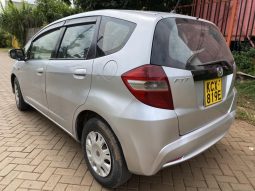 
										Honda Fit 2012 full									