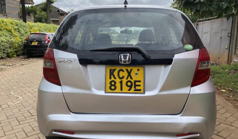 
								Honda Fit 2012 full									