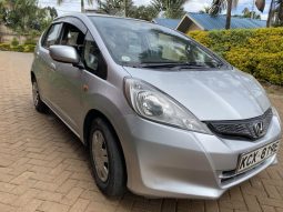 
										Honda Fit 2012 full									